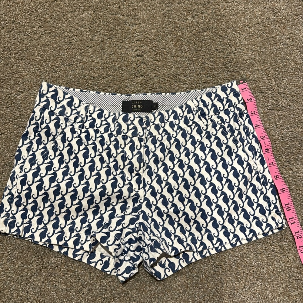 J Crew women’s chino short seahorse pattern size 2
